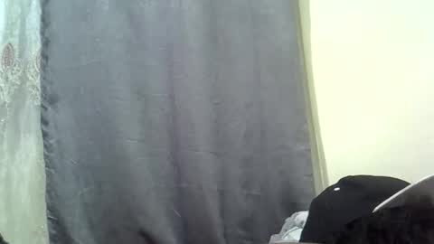 sweetass689 online show from October 2025 03:43:01 PM
