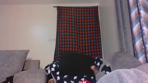 Snapshot of sweetass_02 chatting on January 2025 08:48:01 PM bianca online show from January 2025 08:48:01 PM