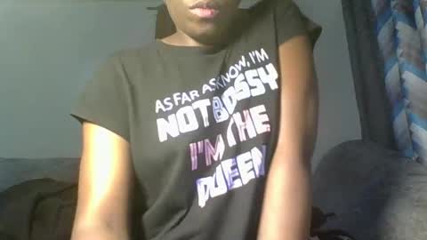 Snapshot of sweetass_02 chatting on February 2025 12:48:01 AM bianca online show from February 2025 12:48:01 AM