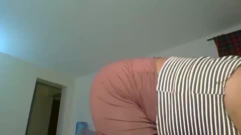 Snapshot of sweetass_02 chatting on March 2025 01:34:02 AM bianca online show from March 2025 01:34:02 AM