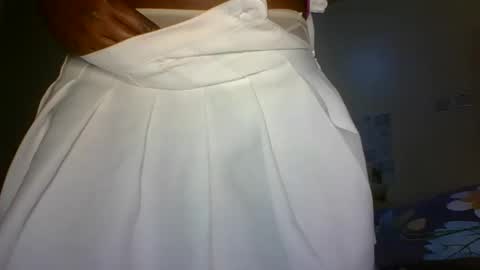 Snapshot of sweetass_02 chatting on September 2025 09:48:02 PM bianca online show from September 2025 09:48:02 PM