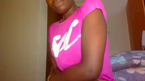 Snapshot of sweetass_02 chatting on September 2025 10:15:01 AM bianca online show from September 2025 10:15:01 AM