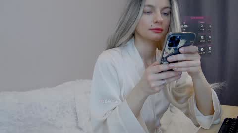 sweetbabyxx2021 online show from February 2025 03:45:01 AM