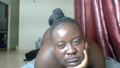 Snapshot of sweetblacklady chatting on December 2024 12:43:02 AM MELVIN online show from December 2024 12:43:02 AM