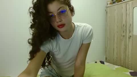 sweetcalm_ online show from July 2026 04:16:01 AM