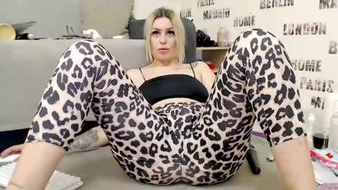 Daiana  Onlyfans - Blonddaiana online show from May 2026 07:44:02 PM