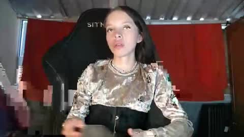 Snapshot of sweetdam12 chatting on January 2025 07:04:01 PM sweetdam12 online show from January 2025 07:04:01 PM
