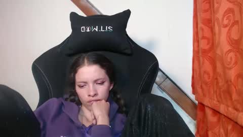Snapshot of sweetdam12 chatting on January 2025 10:28:02 PM sweetdam12 online show from January 2025 10:28:02 PM