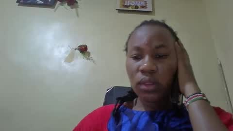 sweetdiva2012 online show from February 2026 05:25:02 AM