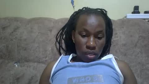 sweetdiva2012 online show from March 2026 07:25:01 PM