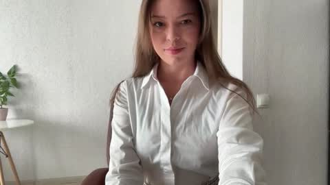 Vicktorious online show from September 2025 07:47:01 AM