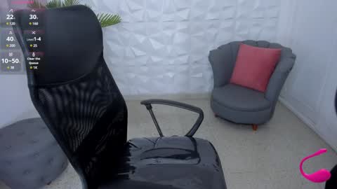 Fabiana online show from December 2024 07:00:01 PM