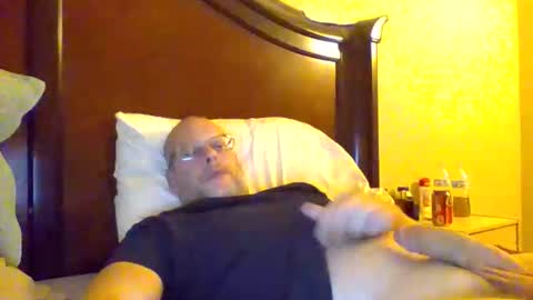 sweetg233 online show from November 2025 06:57:01 AM