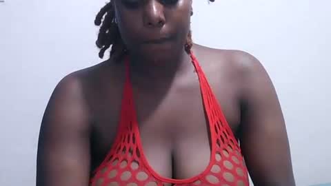 Snapshot of sweetgal11 chatting on October 2025 03:32:02 PM sweetgal11 online show from October 2025 03:32:02 PM