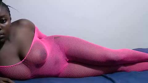 sweetgal11 online show from April 2026 12:02:01 PM