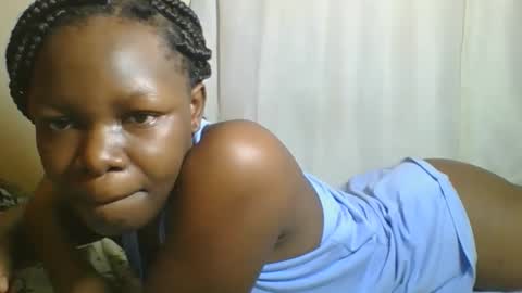 Snapshot of sweetgal2025 chatting on May 2026 07:02:02 AM EUNICE online show from May 2026 07:02:02 AM
