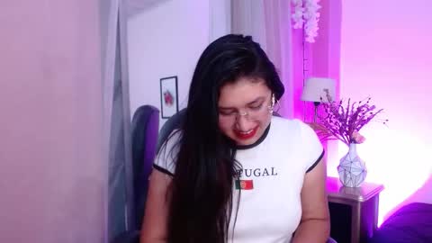 Snapshot of sweetgh_ chatting on October 2025 11:18:02 AM Sweet online show from October 2025 11:18:02 AM