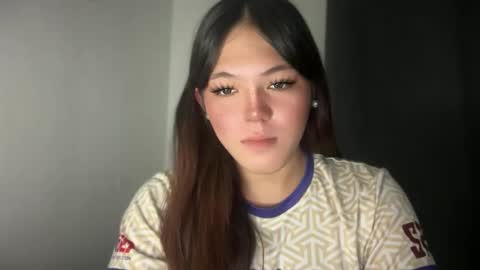 Snapshot of sweetgirl_ayesha chatting on November 2025 02:32:01 AM Ayesha online show from November 2025 02:32:01 AM