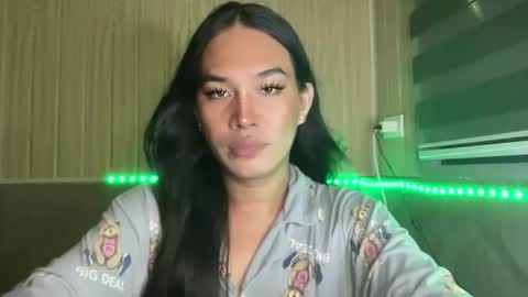 Snapshot of sweetgirl_rhainexxx chatting on May 2026 05:21:02 PM sweetgirl_rhainexxx online show from May 2026 05:21:02 PM