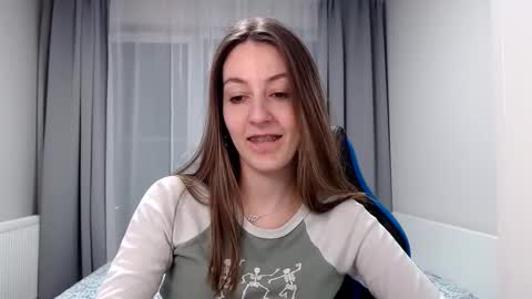 Emma  online show from January 2025 12:46:02 AM