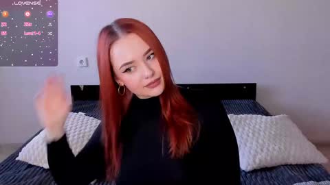 Snapshot of sweetie_candy_ chatting on December 2024 12:02:01 PM Hannah online show from December 2024 12:02:01 PM
