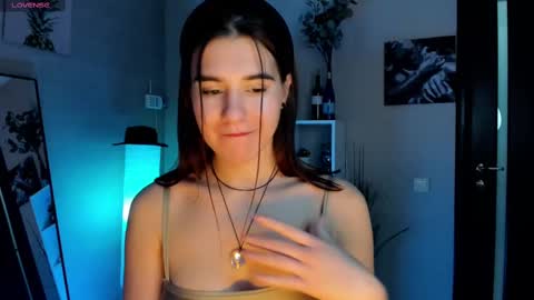 sweetie_catt online show from February 2025 12:06:02 PM