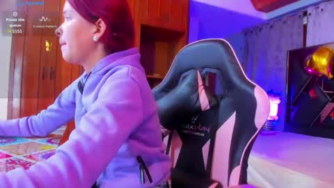 FOXXY online show from July 2026 11:29:02 AM