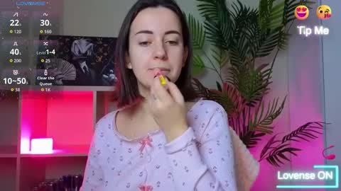 Kendl online show from March 2026 09:31:02 PM