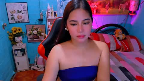 Nicole online show from January 2025 04:39:02 AM