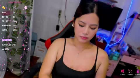 Nicole online show from May 2026 04:58:02 PM