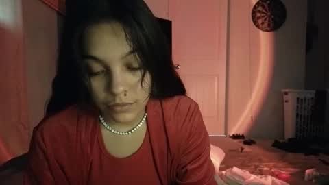 Snapshot of sweetieslikebutter chatting on November 2025 09:02:02 PM Blu Sweets online show from November 2025 09:02:02 PM