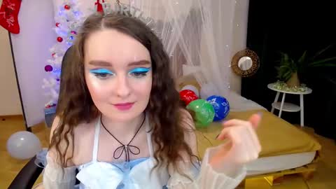 Snapshot of sweetintouch chatting on December 2024 06:52:02 AM sweetintouch online show from December 2024 06:52:02 AM