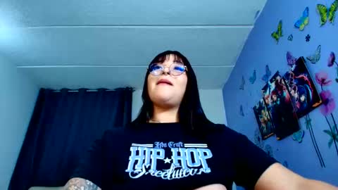 Snapshot of sweetisabella__ chatting on May 2026 07:36:01 AM Isabella online show from May 2026 07:36:01 AM