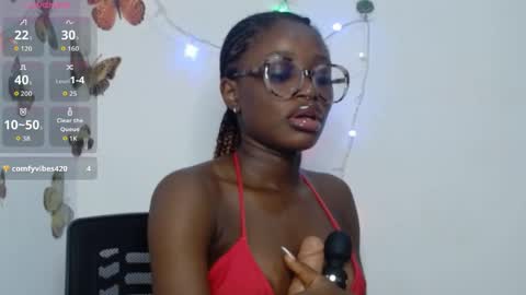 Snapshot of sweetjuicyclit chatting on May 2026 10:40:02 PM zuri online show from May 2026 10:40:02 PM