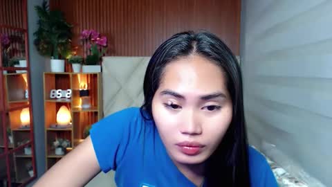 Snapshot of sweetladyboyx chatting on October 2025 11:23:01 PM online show from October 2025 11:23:01 PM