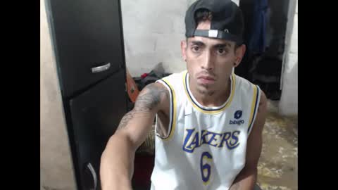 Snapshot of sweetlatinakim chatting on June 2026 03:09:02 AM Camilo online show from June 2026 03:09:02 AM