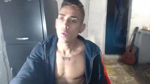 Snapshot of sweetlatinakim chatting on June 2026 05:33:02 AM Camilo online show from June 2026 05:33:02 AM