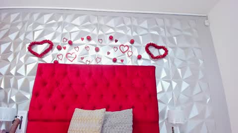 Lauren online show from February 2025 08:27:02 AM