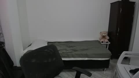 Lian online show from December 2025 01:43:02 AM