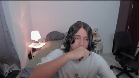 Lian online show from March 2026 01:32:02 AM