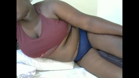 Snapshot of sweetlov07 chatting on January 2025 06:56:02 AM penty online show from January 2025 06:56:02 AM