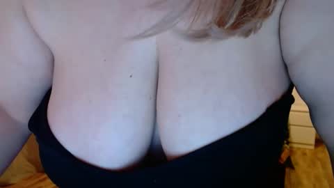 sweetmaya online show from December 2024 03:31:02 PM