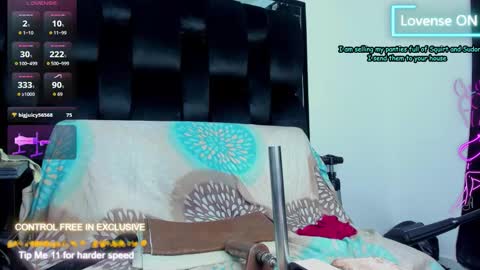 Snapshot of sweetmelissa16 chatting on November 2025 04:51:01 PM sweetmelissa16 online show from November 2025 04:51:01 PM