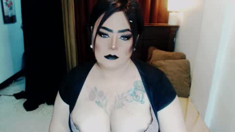 Mio online show from October 2025 11:01:02 PM