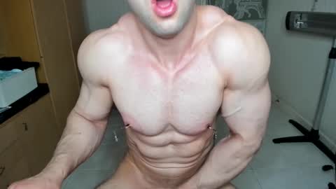 Lorenzo online show from February 2025 08:43:02 AM