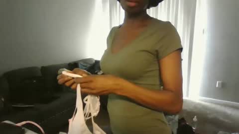 Snapshot of sweetness_cool chatting on September 2025 06:29:02 PM sweetness_cool online show from September 2025 06:29:02 PM