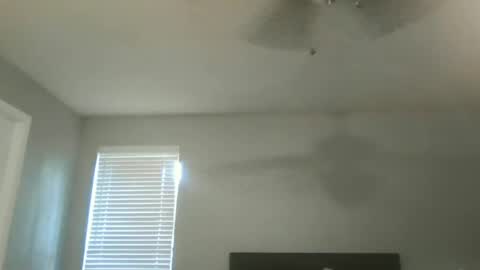 Snapshot of sweetness_cool chatting on June 2026 07:27:01 PM sweetness_cool online show from June 2026 07:27:01 PM