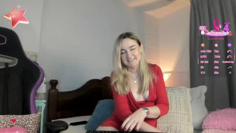Snapshot of sweetnina_wet chatting on May 2026 11:10:01 PM Sweetnina online show from May 2026 11:10:01 PM