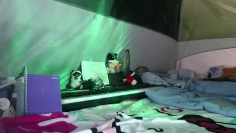 April online show from November 2025 01:39:01 AM