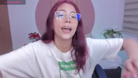 sweetpeach_20 online show from February 2025 07:13:01 PM